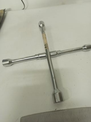 Llave de Cruz Plegable para Coche