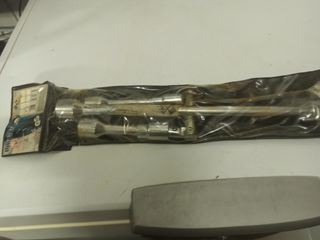 Llave de Cruz Plegable para Coche