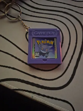 Llavero Game Boy Pokémon Gengar Morado
