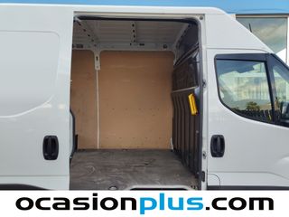 Iveco Daily Furgon 35S 16 V 3520L/H2 115 kW (156 CV)