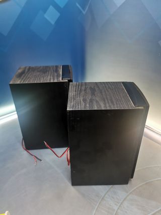 Altavoces Basic, negros, madera, 14x17x26 cm 10w