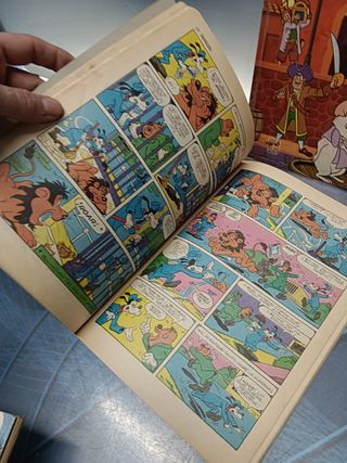 4 cómics, tebeos Disney, montera, toray