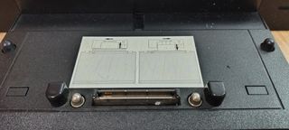 Base "Dell PR02X" para portátil