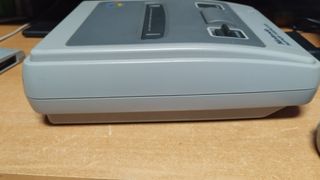 Super Famicom con mando y juego Dragon Quest V