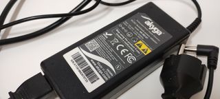 Cargador Akyga Universal Dell  (90W, 4.63 A) LARGO