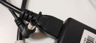 Cargador Akyga Universal Dell  (90W, 4.63 A) LARGO