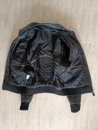 Bomber cuero auténtico talla S Medidas indicadas
