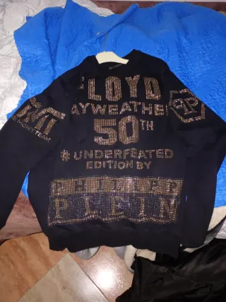 Sudadera Philipp Plein con brillantes