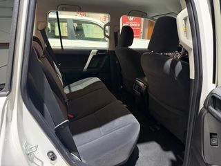 Toyota Land Cruiser 2016