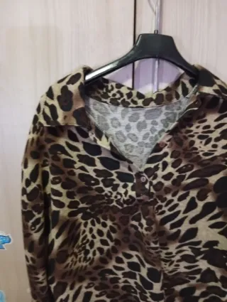 Jungle alla moda camicetta fantasia leopardata