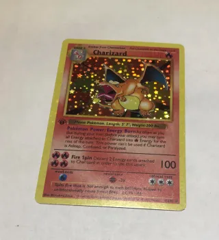 Lote Game Boy Rojo + Charizard Carta y Juego