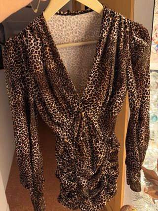 Vestido de fiesta estampado leopardo