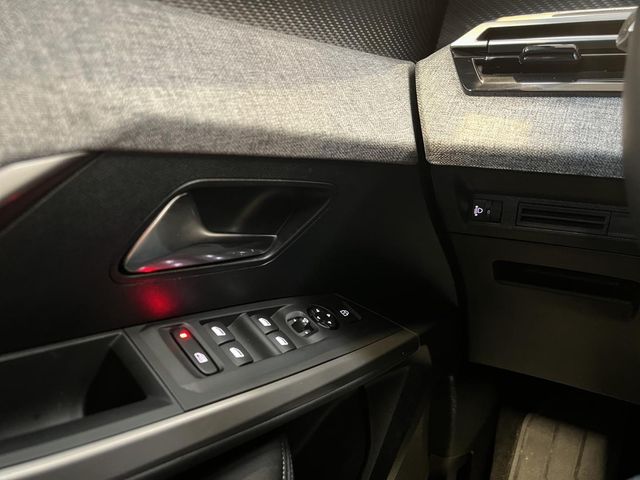 Peugeot 3008 Hybrid 1.2 100KW Allure eDCS6