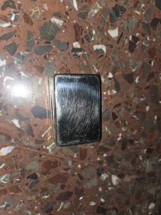 Caja metálica pequeña bañada