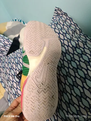 Nike Lebron Witness VII