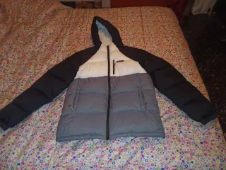 Chaqueta McKenzie Bomber Negra, Gris y Blanca