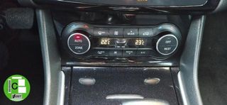 INFINITI Q30 1.6t 156 CV DCT Sport