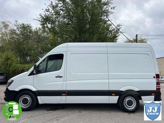 MERCEDES Sprinter 211 CDI MEDIO ALTO