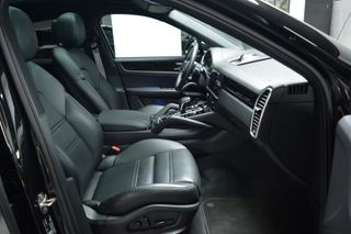 PORSCHE Cayenne Coupé E-Hybrid Platinum Edition