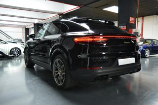 PORSCHE Cayenne Coupé E-Hybrid Platinum Edition
