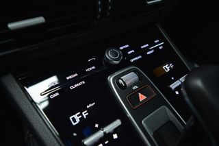 PORSCHE Cayenne Coupé E-Hybrid Platinum Edition