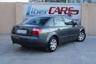 AUDI A4 2.0