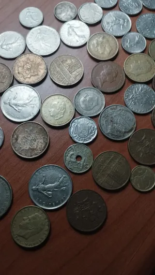 Lotto di 53 monete antiche