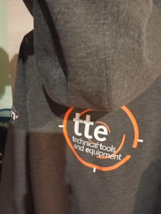 Felpa con cappuccio MP71