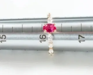 Anillo Oro 18k Rubí y Diamantes