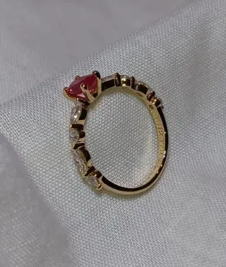 Anillo Oro 18k Rubí y Diamantes