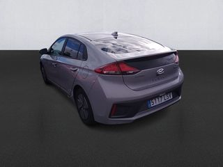Hyundai Ioniq 1.6 Gdi Hev Klass Dct