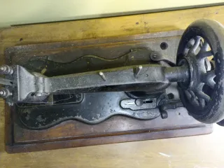 Macchina da cucire Singer dei primi anni del 1900.