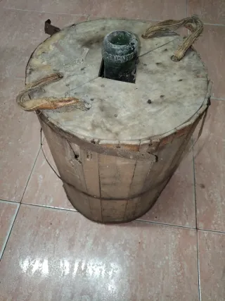 Damajuana Vintage con Botella