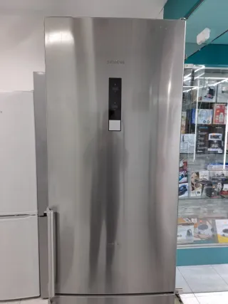 Nevera marca Siemens a+++ 2,cm Nofrost