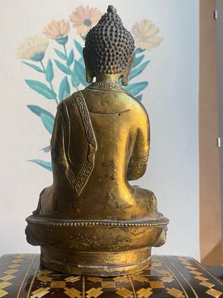 Statuetta Buddha consacrato Dorata