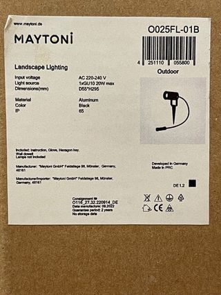 Lámpara de jardín Maytoni Negra