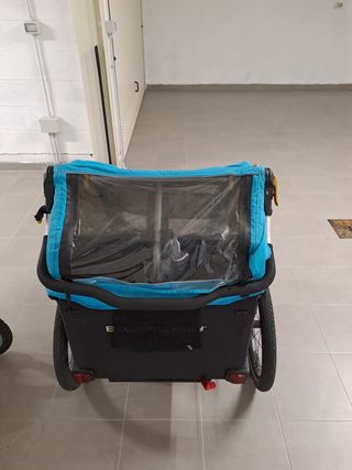Rimorchio e passeggino bici bambino. Marca Burley