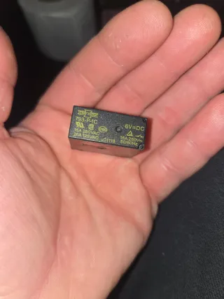 Relé 793-P-1C 6vDC 16A 250VAC