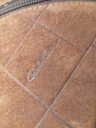 Fiaschetta della Grappa portaoggetti in camoscio