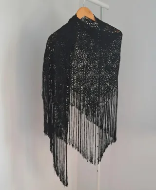Mantoncillo vintage encaje negro
