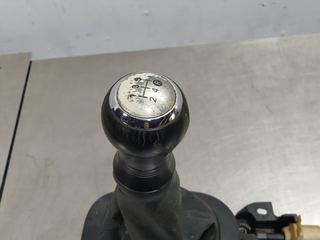 PALANCA CAMBIO TOYOTA YARIS (KSP1/NLP1/NSP1)