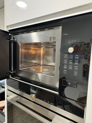 Microondas integrable Siemens Negro