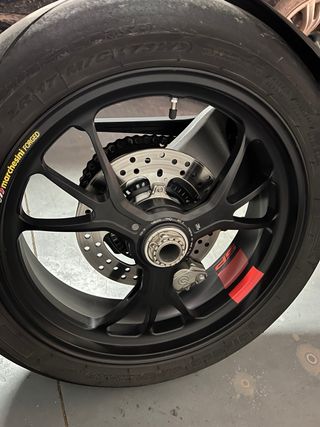 Ducati Hypermotard 950 SP