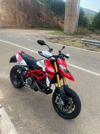 Ducati Hypermotard 950 SP