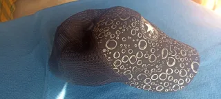 Gorra Converse con círculos blancos