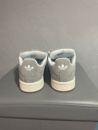 Zapatillas Adidas Campus Grises y Blancas