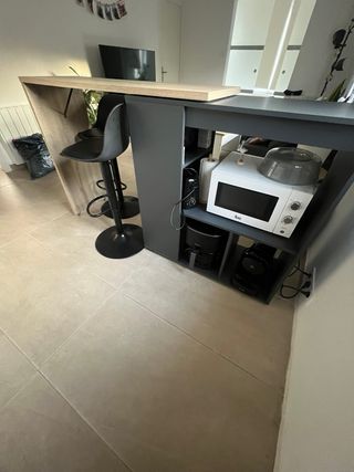 Barra da bar modulare in antracite e legno