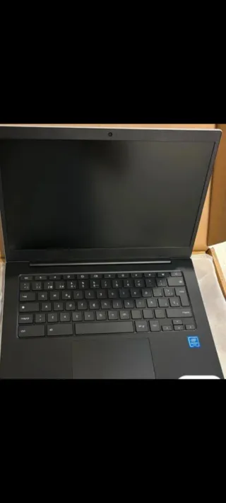 Laptop Samsung. CPU intel celeron inside 4 GB RAM