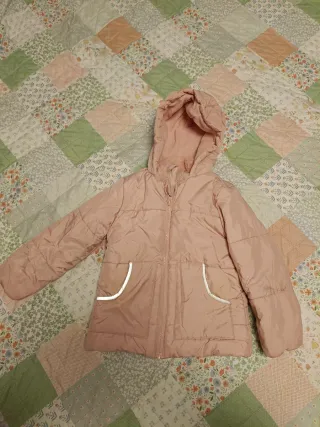 Chaqueta niña negra con capucha