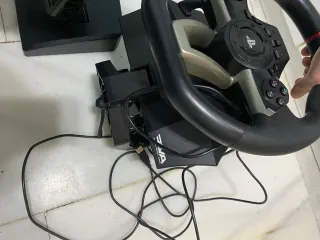 Volante Hori RWA PS4 + Pedales